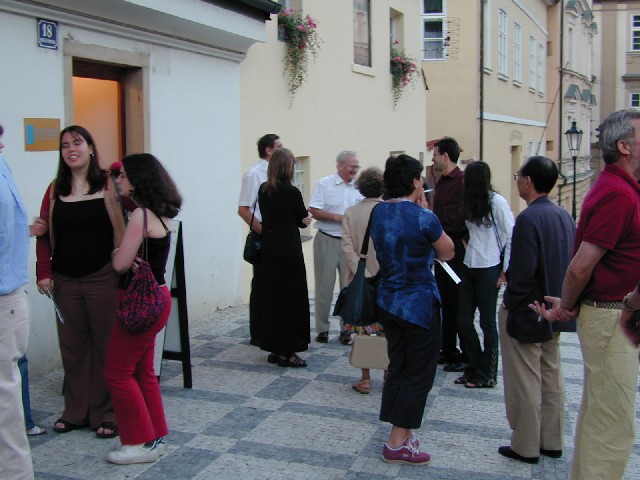 photo In front of concert hall