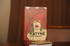 Grafické zpracování Pavla Růta knihy Katyně (Academia) autora Pavla Kohouta získalo Cenu za výtvarné zpracování
