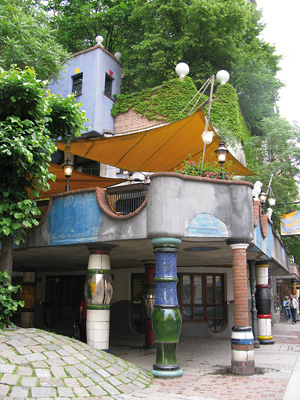 Hundertwasserova fantaskní ulička