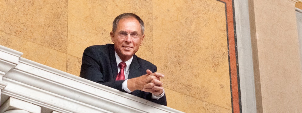 Jan Švejnar Wins 2015 IZA Prize in Labor Economics