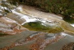 Dokonale vyvinuté evorzní tvary (obří kotle) v korytě Mumlavy nad Harrachovem v Krkonošském  národním parku  jsou výjimečným  geomorfologickým  útvarem celé  mimoalpské  střední Evropy.  Foto V. Pilous