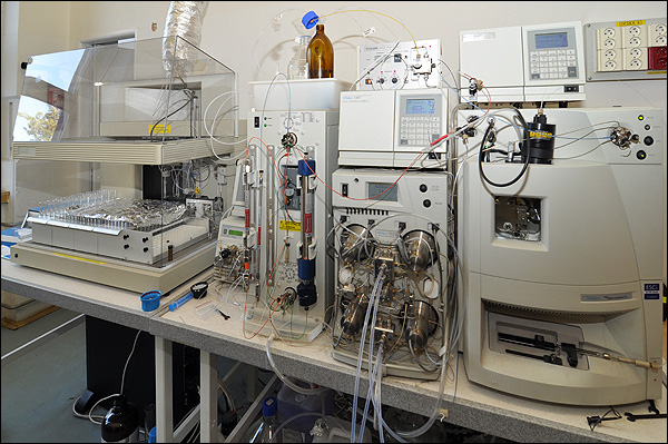 HPLC System Waters with Micromass ZQ MS detector