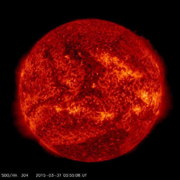 Každodenně dostupné snímky z přístroje AIA na družici SDO ze spektrálního kanálu 30,4 nm podávají věrný obraz přechodové vrstvy, neboť tento kanál odpovídá teplotě plazmatu asi 60 000 stupňů. 