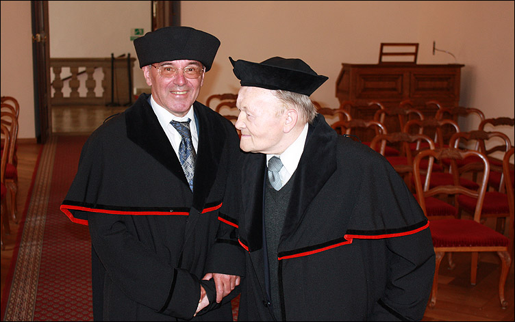 Prof. Antonín Holý and Prof. Eric De Clercq - Doctors Honoris Causa of University of South Bohemia