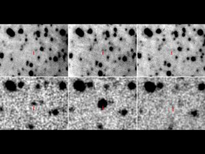 Během záblesků se magnetar na snímcích stával nápadným objektem. Mimo zjasnění byl naopak na hranici měřitelnosti