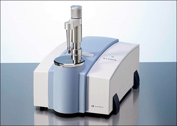 Bruker ALPHA FT-IR Spectrometer