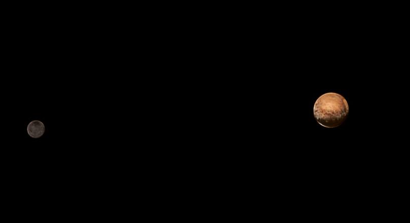 Snímek Pluta a Charona z 8. července 2015. Autor: NASA / New Horizons / M. Nunzio. Snímek Pluta a Charona z 8. července 2015. Autor: NASA / New Horizons / M. Nunzio.