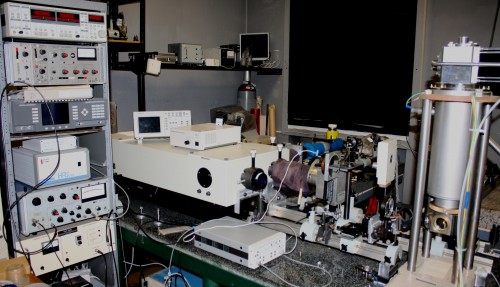 Grating spectrometer