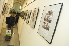 Z vernisáže výstavy Jan Jeník – Botanik v tropickém lese konané v Literární kavárně knihkupectví Academia. Foto z archivu redakce