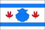 Vlajka obce Lesnice v okrese  Šumperk, udělená v r. 2003. Zobrazená okrotice červená (Cephalanthera rubra) roste v nedaleké přírodní rezervaci  Pod Trlinou.
