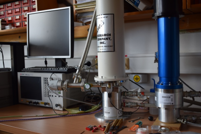 Apparatus for microwave spectroscopy