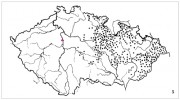 Bodová mapa rozšíření pcháče potočního v České republice. Černé body stav k r. 1984, barevně současný výskyt v Praze. Upraveno podle: R. Hendrych (1987)