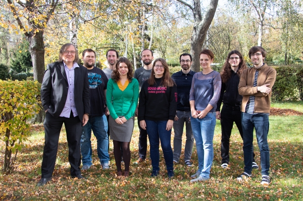 Výzkumný tým Nano-optika / Nano-optics Research Team