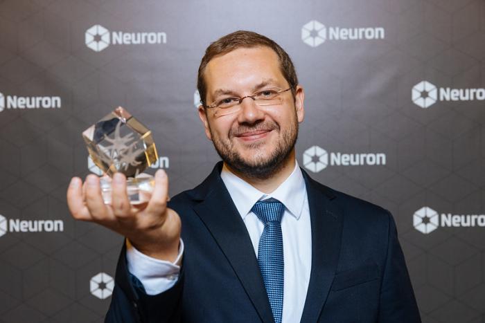Prokop Hapala was ranked by the Neuron Board among seven promising young scientists awarded
