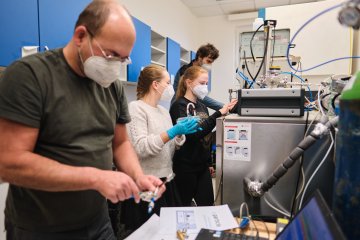 Vědci z ÚEM AV ČR zkoumají nové možnosti výzkumu toxicity nanočástic metodou in vitro expozice