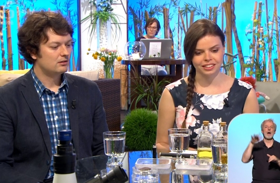Kristýna Holanová and Jiří Slabý guests of the Czech Television TV show Sama doma