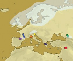 Místa vzniku 7 evropských linií mitochondriální DNA (Sedm dcer Eviných). Šrafováním je vyznačen maximální rozsah ledovců v poslední době ledové (LGM – Last Glacial Maximum). Podle: B. Sykes (The Seven Daughters of Eve, 2001) / © Orig. B. Sykes