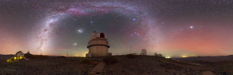 Dánský dalekohled na Evropské jižní observatoři La Silla v Chile. Foto: Petr Horálek.