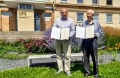 Jiří Čtyroký and Vlastimil Matějec were appointed emeritus scientists