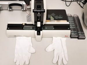 Leica EM KMR3 Knife Maker