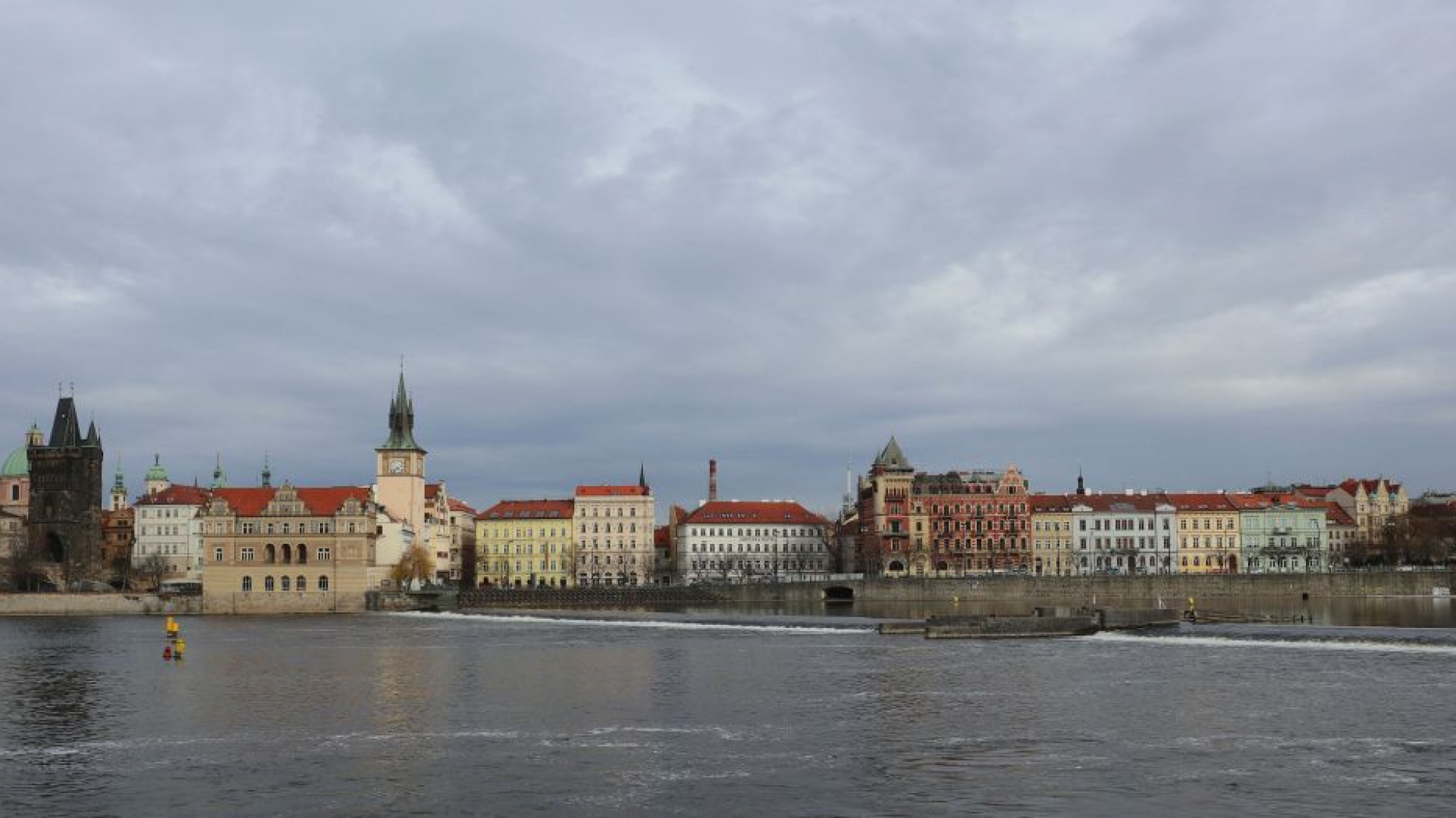 Úprava Smetanova nábřeží zničí ikonický pohled na Pražský hrad