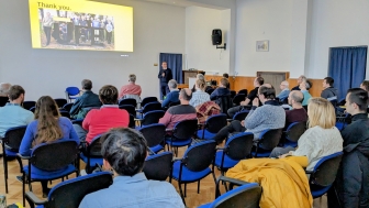 Michal Kamrádek pořádal v ÚFE seminář v rámci mobilitního projektu DAAD